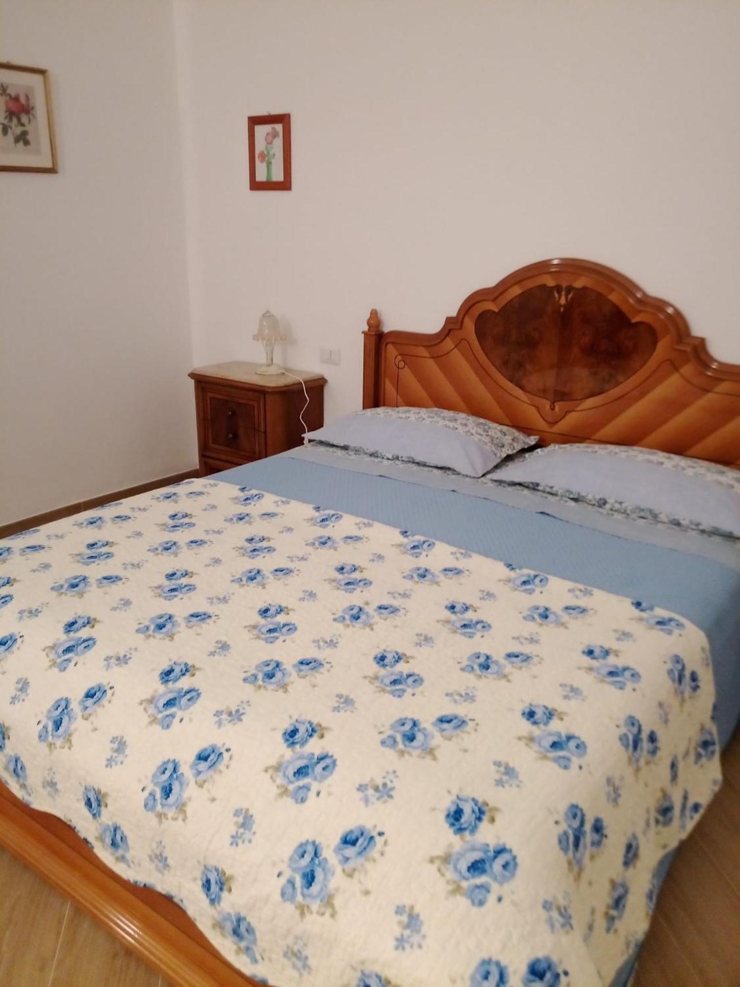 Bed and Breakfast A Casa Di Zia Oschiri Exteriér fotografie