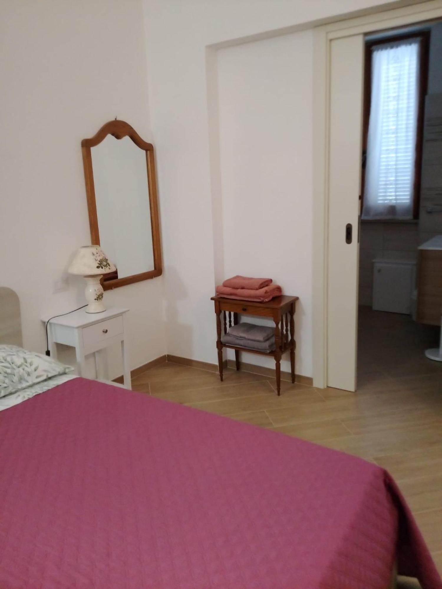 Bed and Breakfast A Casa Di Zia Oschiri Exteriér fotografie